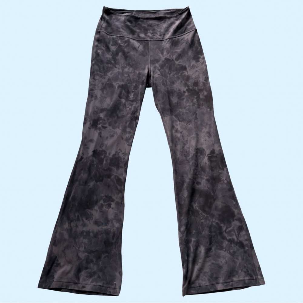 Lululemon Groove High Rise Flare Nulu Yoga Pants Leggings Tie Dye